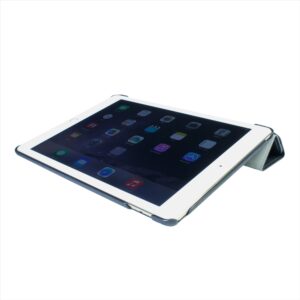 iPad air ２用ケースを装着したままでも充電ケーブルが使用可能